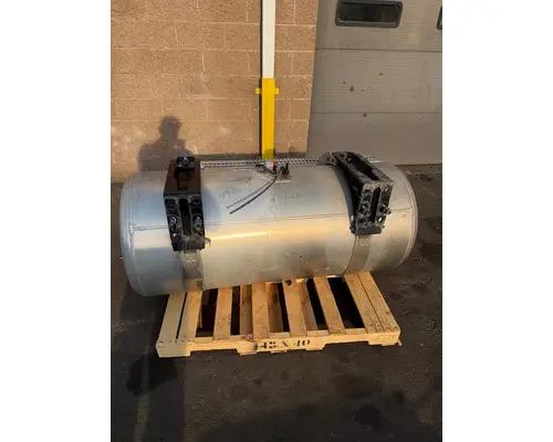 PETERBILT 579 Fuel Tank