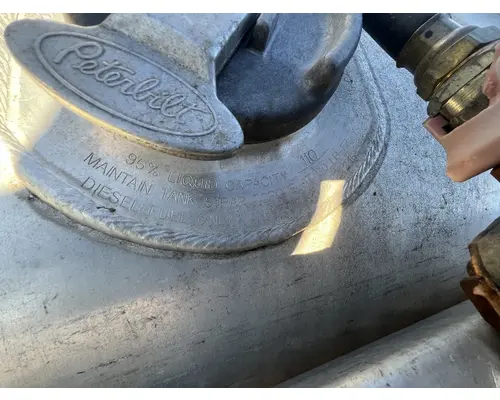 PETERBILT 579 Fuel Tank
