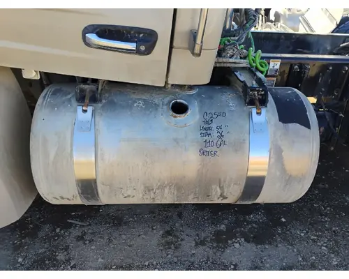 PETERBILT 579 Fuel Tank