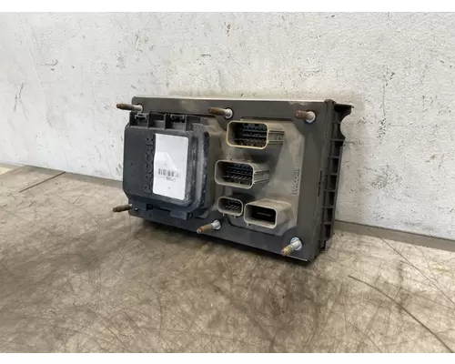 PETERBILT 579 Fuse Box