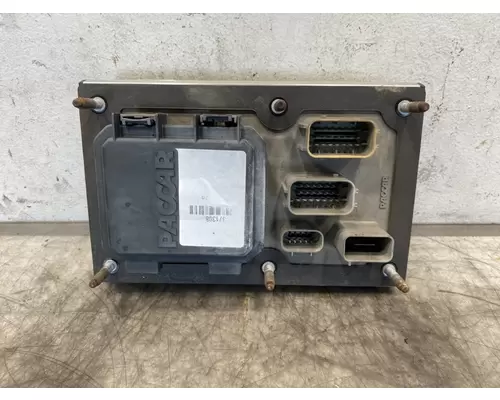 PETERBILT 579 Fuse Box