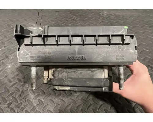 PETERBILT 579 Fuse Box