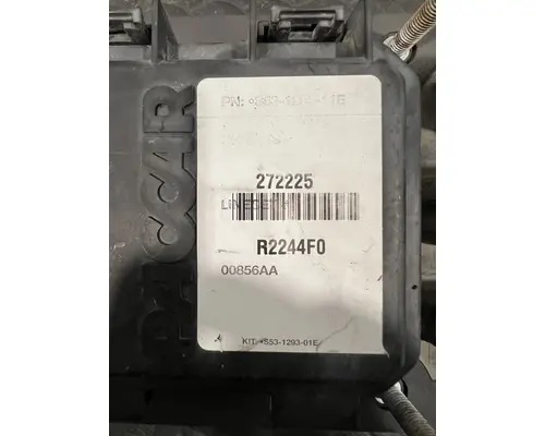 PETERBILT 579 Fuse Box