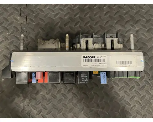 PETERBILT 579 Fuse Box