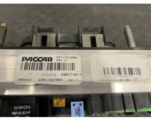 PETERBILT 579 Fuse Box