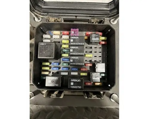 PETERBILT 579 Fuse Box