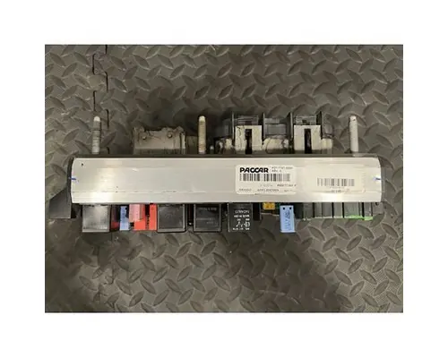PETERBILT 579 Fuse Box