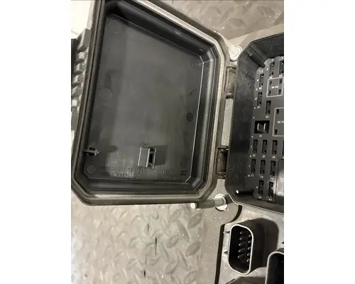 PETERBILT 579 Fuse Box