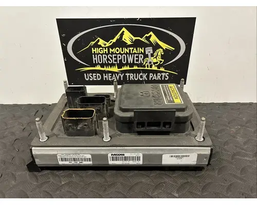 PETERBILT 579 Fuse Box