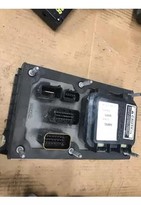 PETERBILT 579 Fuse Box