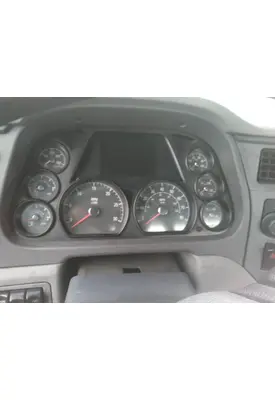 PETERBILT 579 GAUGE CLUSTER