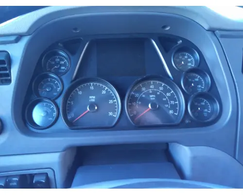 PETERBILT 579 GAUGE CLUSTER