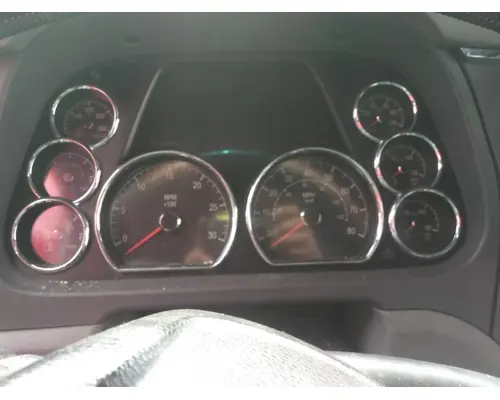 PETERBILT 579 GAUGE CLUSTER