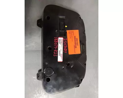 PETERBILT 579 GAUGE CLUSTER