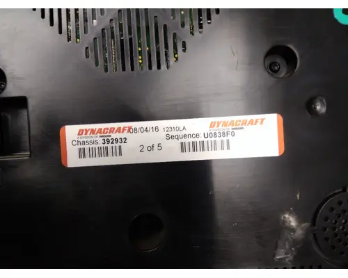 PETERBILT 579 GAUGE CLUSTER