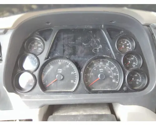 PETERBILT 579 GAUGE CLUSTER