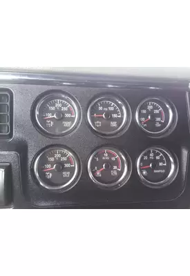 PETERBILT 579 GAUGE CLUSTER