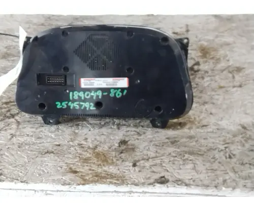 PETERBILT 579 GAUGE CLUSTER