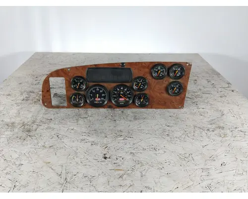 PETERBILT 579 GAUGE CLUSTER