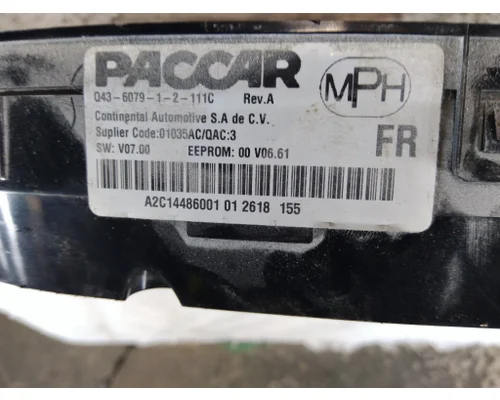 PETERBILT 579 GAUGE CLUSTER
