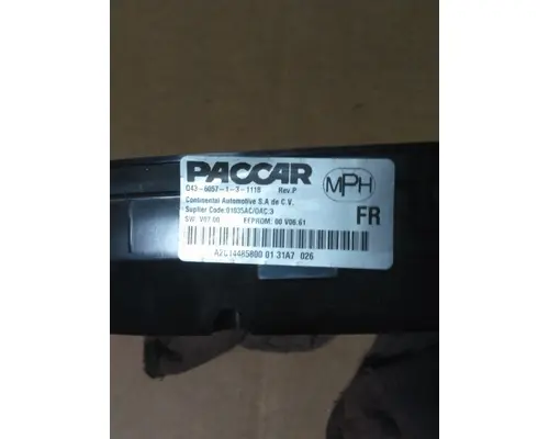 PETERBILT 579 GAUGE CLUSTER