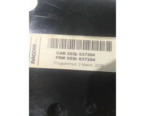 PETERBILT 579 GAUGE CLUSTER