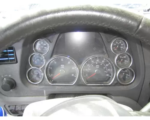 PETERBILT 579 GAUGE CLUSTER