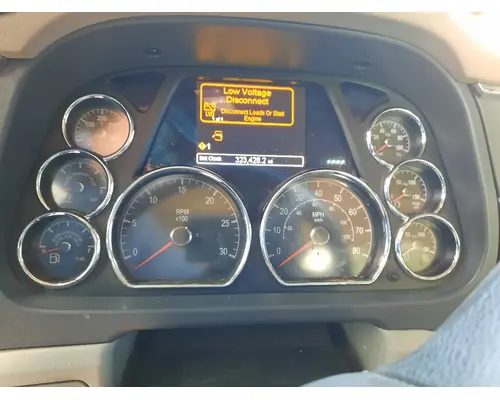 PETERBILT 579 GAUGE CLUSTER