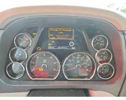 PETERBILT 579 GAUGE CLUSTER