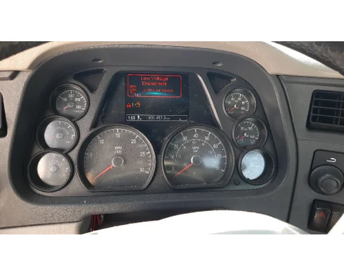 PETERBILT 579 GAUGE CLUSTER
