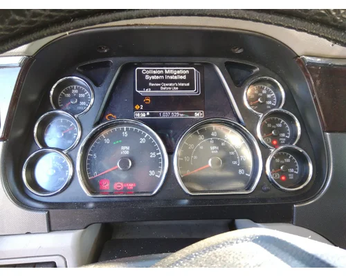 PETERBILT 579 GAUGE CLUSTER