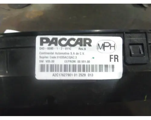 PETERBILT 579 GAUGE CLUSTER