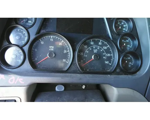 PETERBILT 579 GAUGE CLUSTER