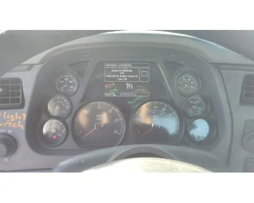 PETERBILT 579 GAUGE CLUSTER