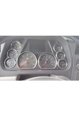 PETERBILT 579 GAUGE CLUSTER