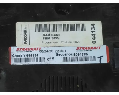 PETERBILT 579 GAUGE CLUSTER