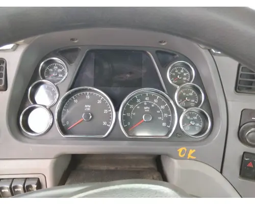PETERBILT 579 GAUGE CLUSTER
