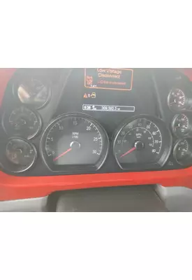 PETERBILT 579 GAUGE CLUSTER