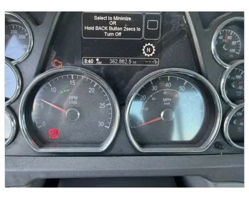 PETERBILT 579 GAUGE CLUSTER