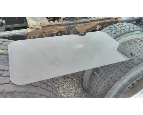 PETERBILT 579 GLASS, BACK