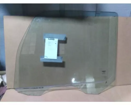PETERBILT 579 GLASS, DOOR, FRONT
