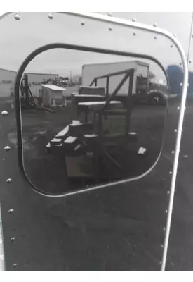 PETERBILT 579 GLASS, SLEEPER