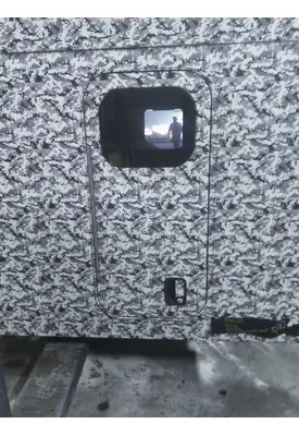 PETERBILT 579 GLASS, SLEEPER