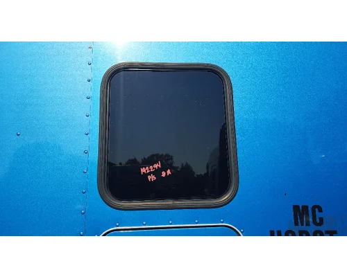 PETERBILT 579 GLASS, SLEEPER