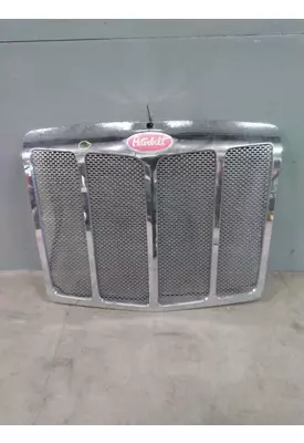 PETERBILT 579 GRILLE