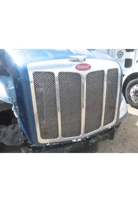 PETERBILT 579 Grille