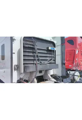 PETERBILT 579 HEADACHE RACK