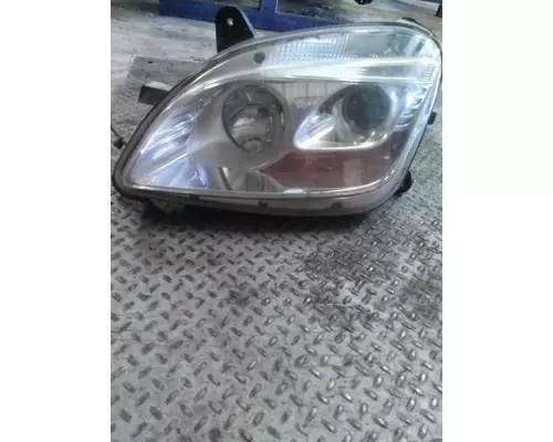 PETERBILT 579 HEADLAMP ASSEMBLY