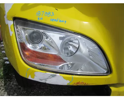 PETERBILT 579 HEADLAMP ASSEMBLY