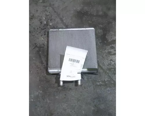 PETERBILT 579 HEATER CORE
